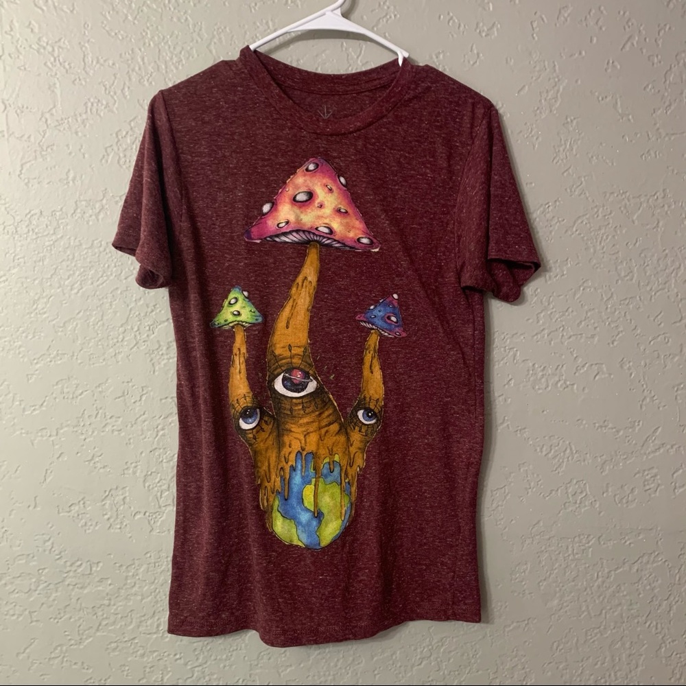 Mushroom tee
